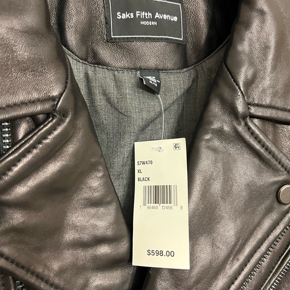 Saks Fifth Avenue leather jacket. NWT - Picture 3 of 4